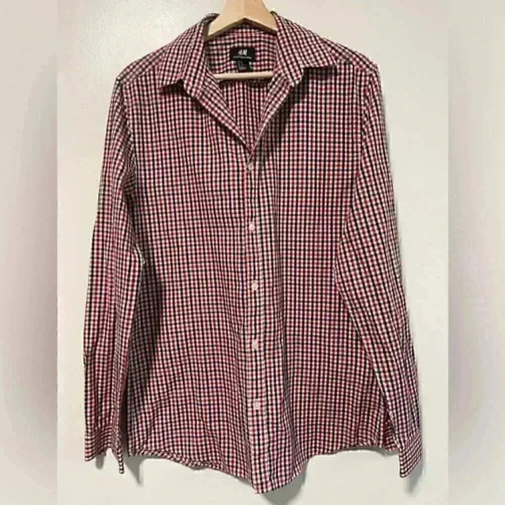 H&M Men’s Slim Fit Long Sleeve Red & Black Checkered Shirt - Medium